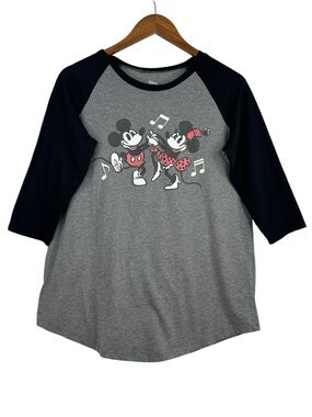 Torrid x Disney 100 Mickey & Minnie 3/4 Sleeve baseball-style raglan Tee Shirt 0